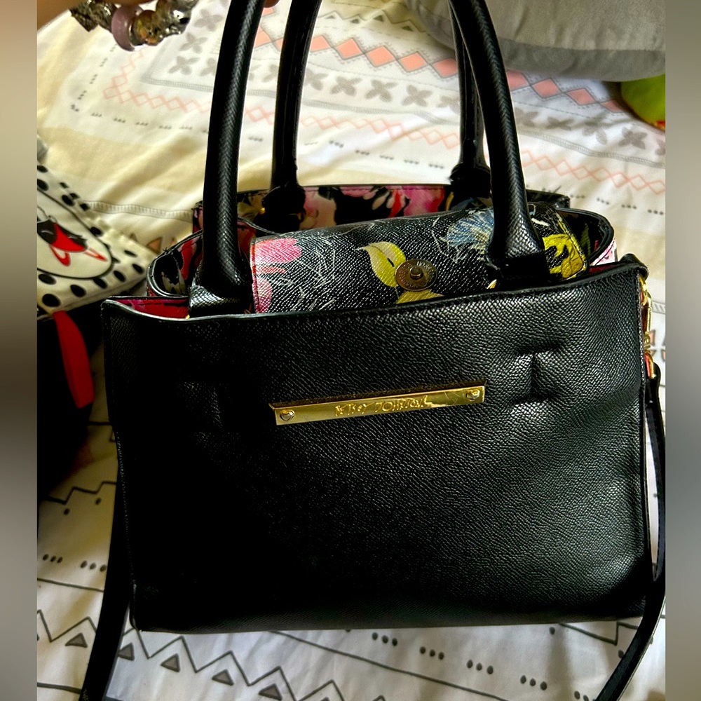 Betsey Johnson printed purse
